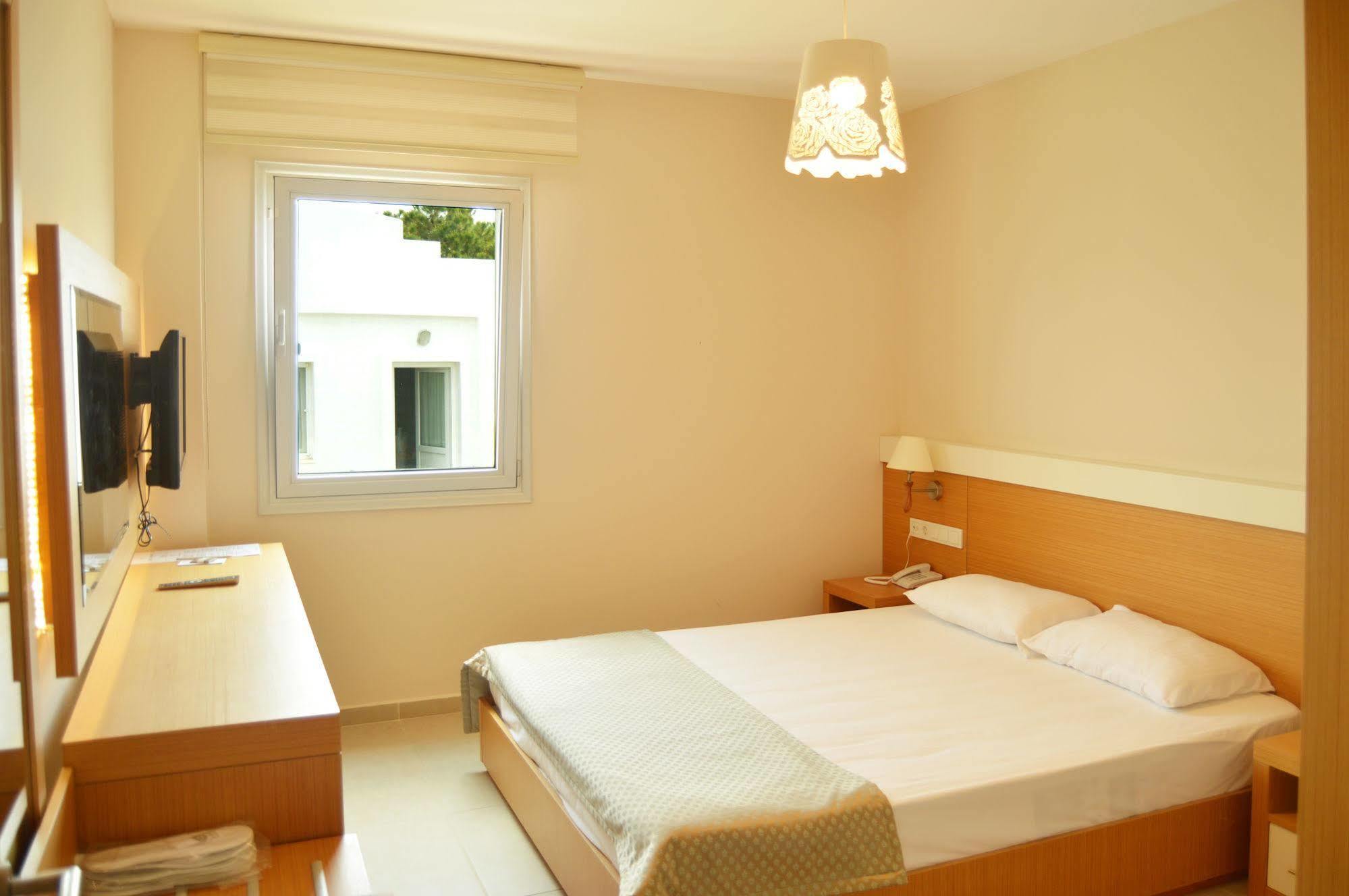 Dilekagaci Boutique Hotel And Beach Ortakentyahşi Exterior foto